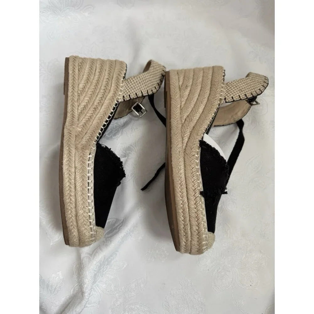 Anne Klein anne klein
